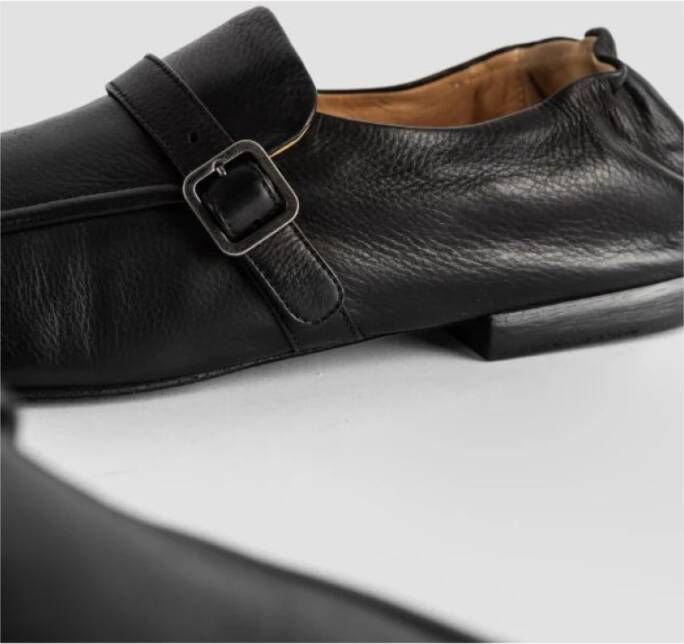 Marsell Zwarte leren loafers met zilveren gesp