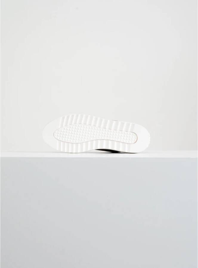 Mason Garments Leren Sneaker met Rubberen Zool