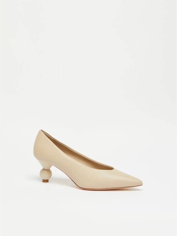 Max Mara Weekend Leren Hakken met Vlinderdetail Beige Dames