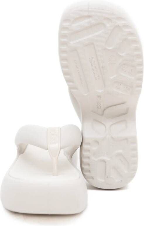 Melissa Beige Fuzzy AD Flatform Sandalen Beige Dames