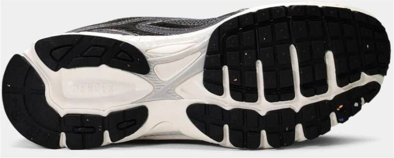 Mercer Amsterdam Wit Zilver Re-Run Sneakers