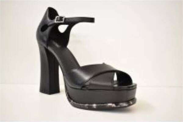 Michael Kors Elena Leder Sandalen