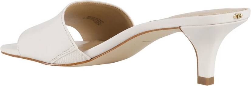 Michael Kors Schattige Kitten Sandal voor de Zomer Beige Dames