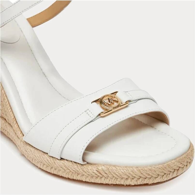 Michael Kors Witte sandalen met jute sleehak