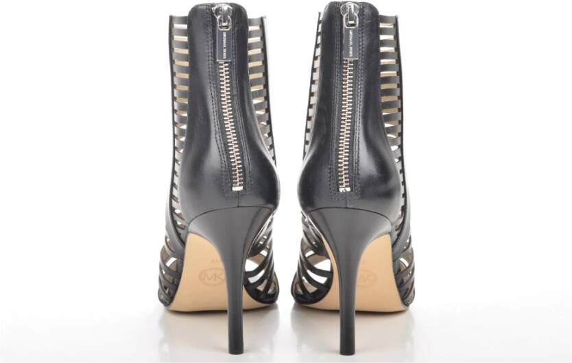 Michael Kors Zwarte Odeliabootie Stijlvolle Enkellaarzen Black Dames
