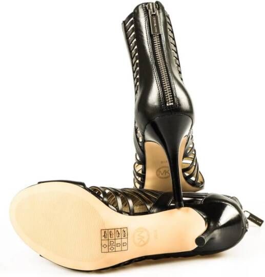 Michael Kors Zwarte Odeliabootie Stijlvolle Enkellaarzen Black Dames