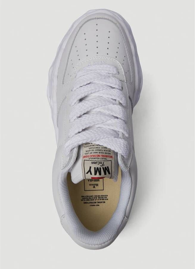 Mihara Yasuhiro Sneakers van leer met gebogen rand