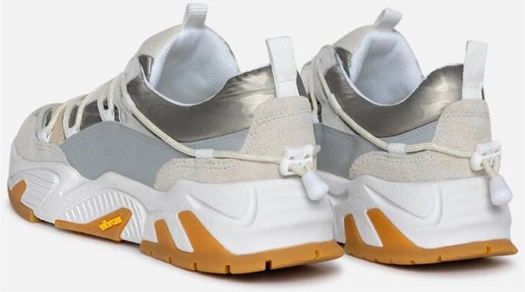 Mikakus Barcelona Chunky Design Sneakers met reflecterend nylon en premium lederen details