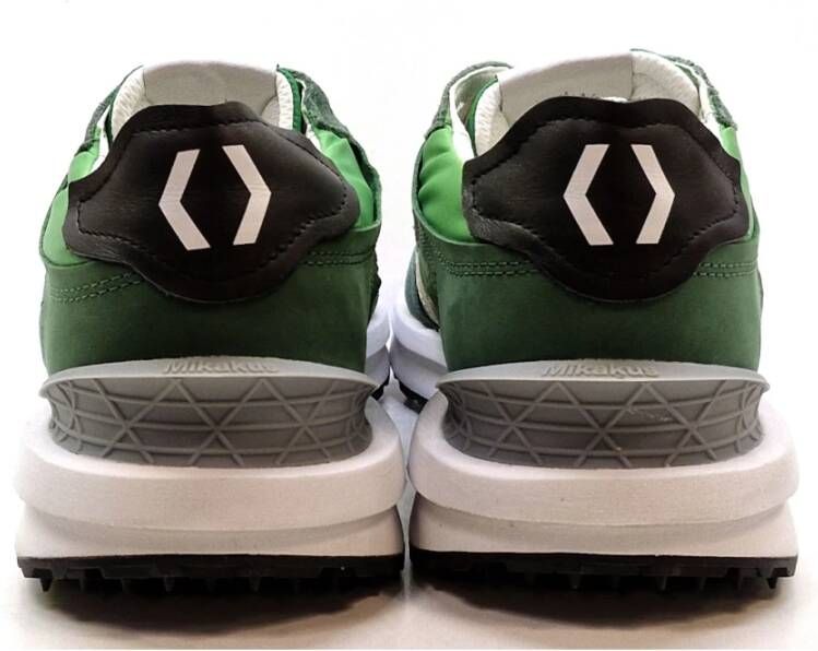 Mikakus Barcelona Logo Witte Sneakers met Rubberen Zool