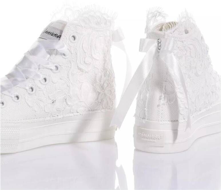 Mimanera Lace Bow Platform Sneakers