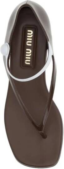 Miu Patentleren Teenslippers met Metalen Logo