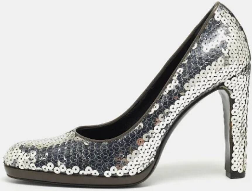 Miu Pre-owned Fabric heels Gray Dames