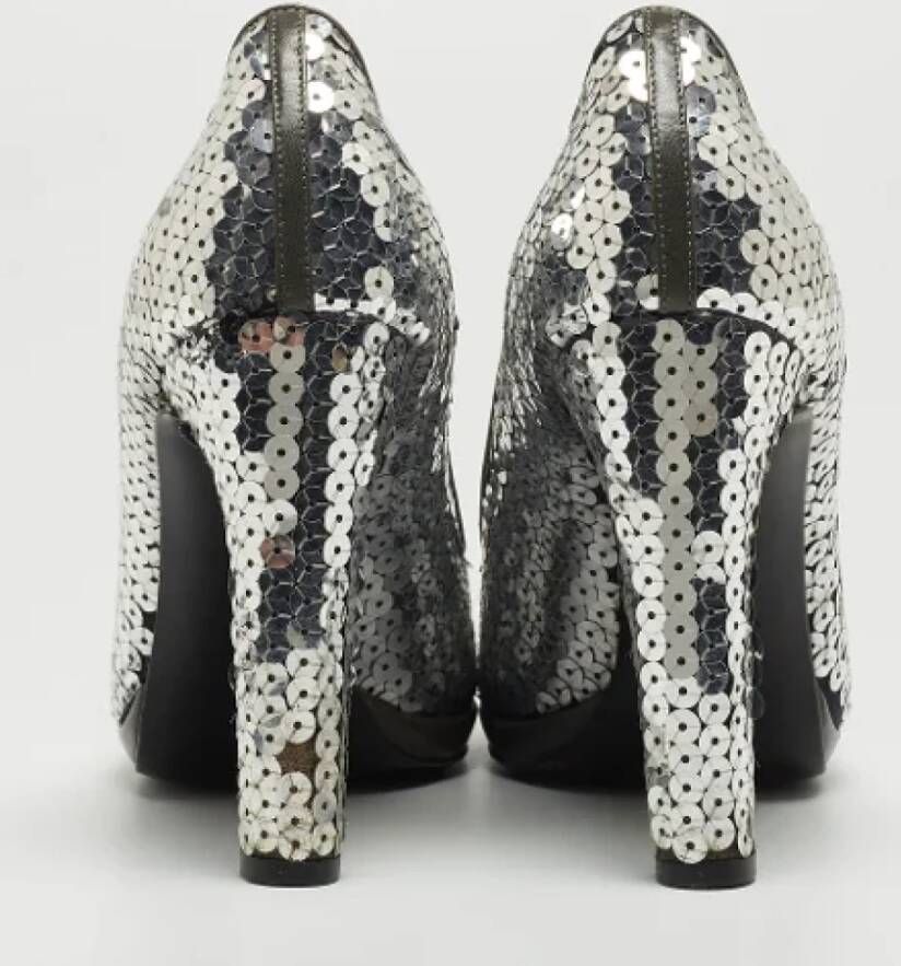 Miu Pre-owned Fabric heels Gray Dames