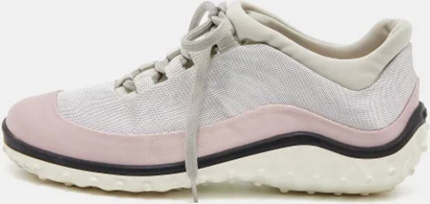 Miu Pre-owned Fabric sneakers Pink Dames