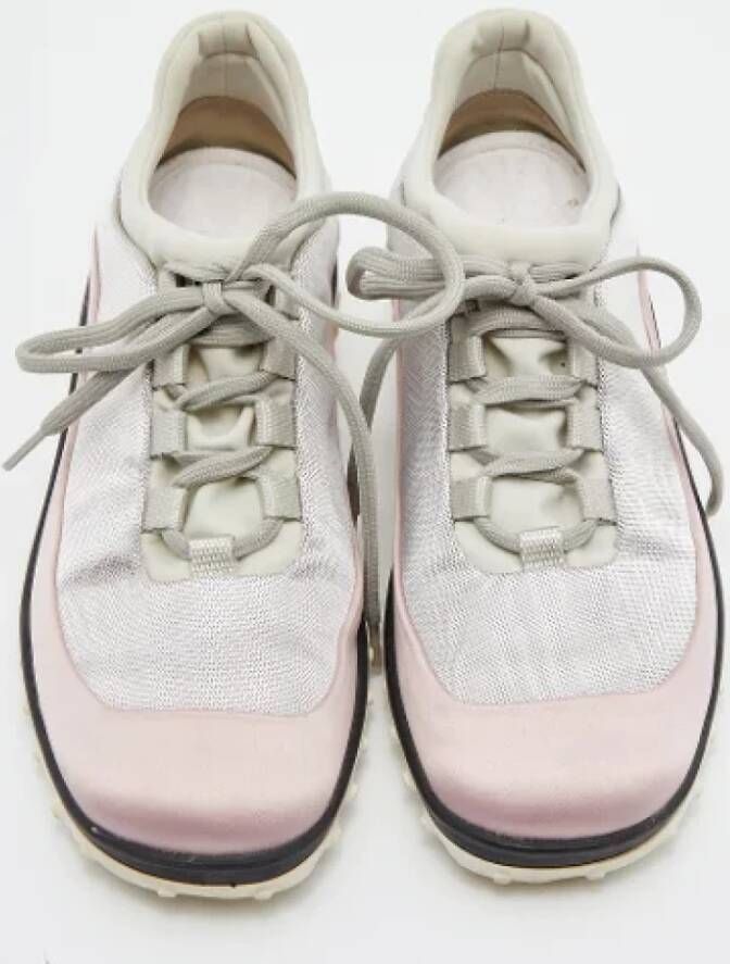 Miu Pre-owned Fabric sneakers Pink Dames