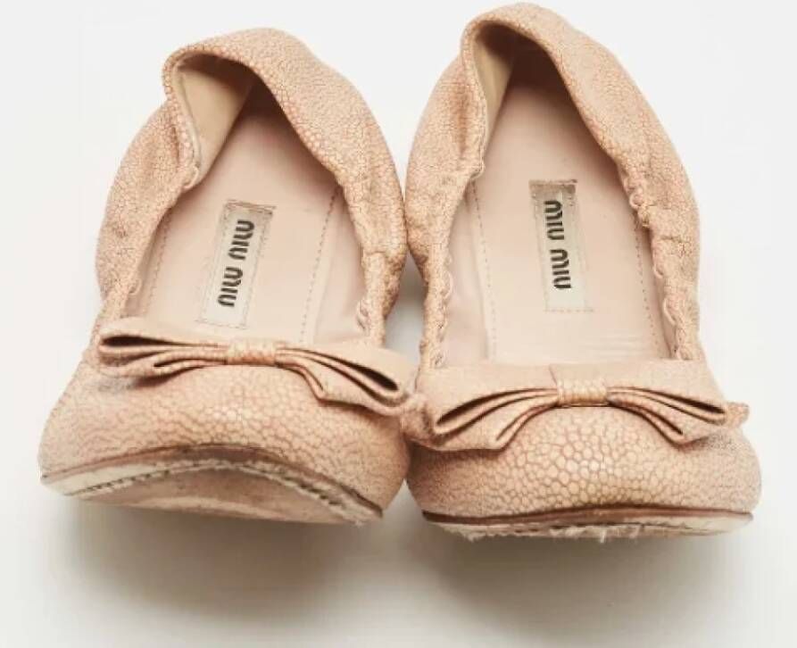 Miu Pre-owned Leather flats Beige Dames