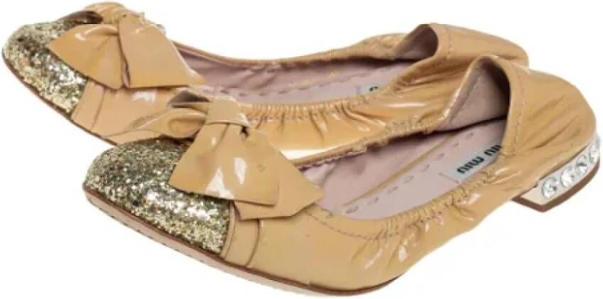 Miu Pre-owned Leather flats Beige Dames