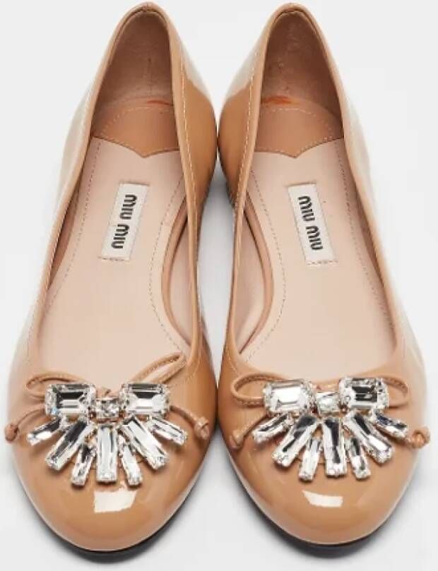 Miu Pre-owned Leather flats Beige Dames