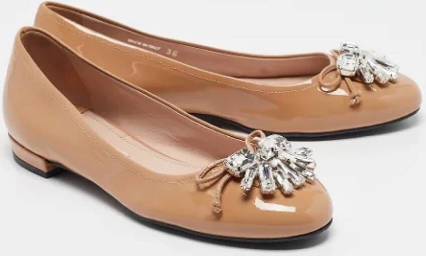 Miu Pre-owned Leather flats Beige Dames