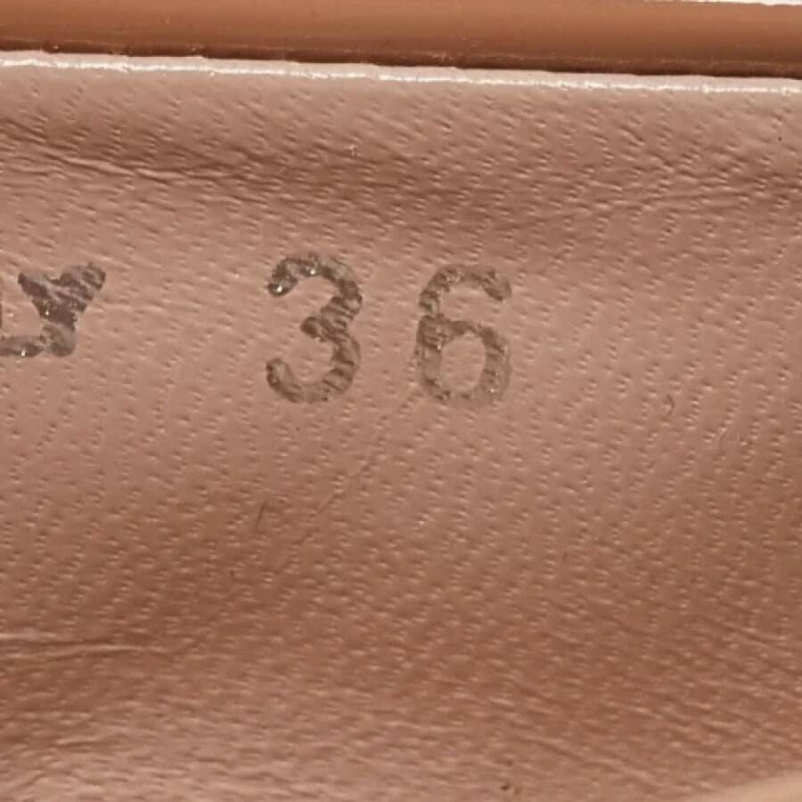 Miu Pre-owned Leather flats Beige Dames