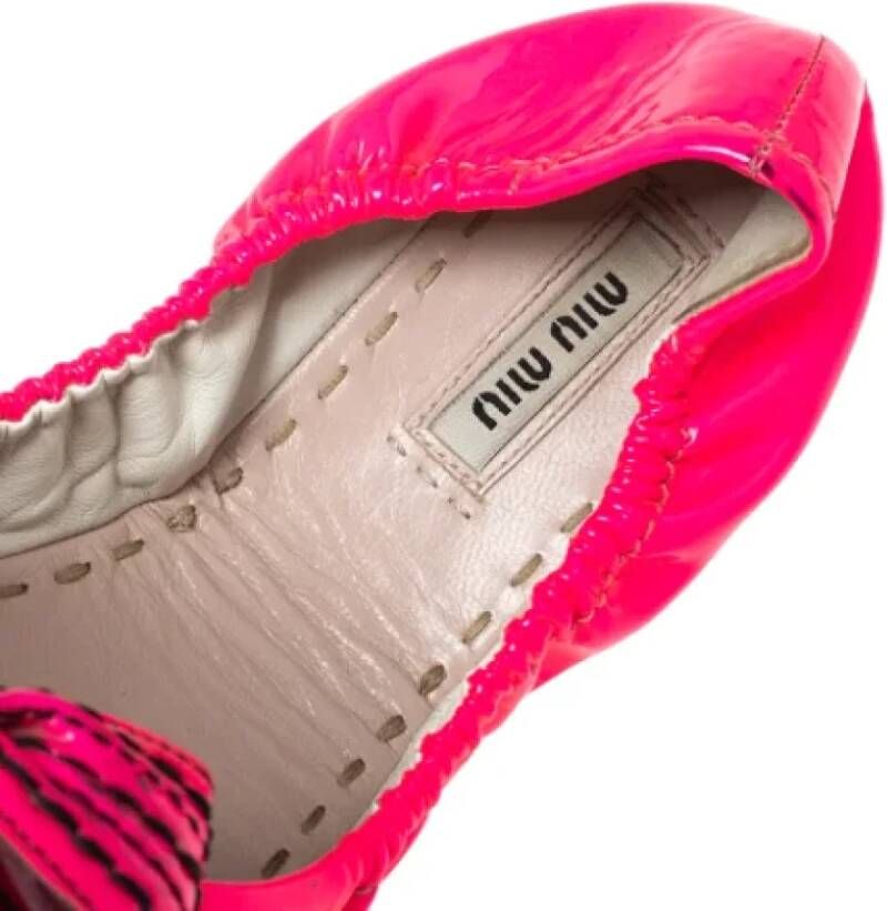 Miu Pre-owned Leather flats Pink Dames