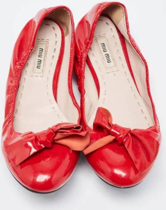 Miu Pre-owned Leather flats Red Dames