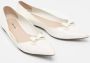 Miu Pre-owned Leather flats White Dames - Thumbnail 4
