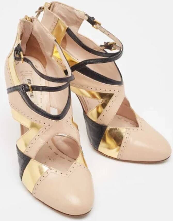 Miu Pre-owned Leather heels Beige Dames