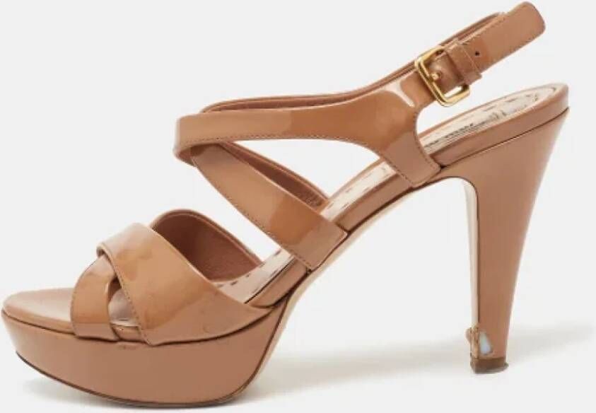 Miu Pre-owned Leather sandals Beige Dames