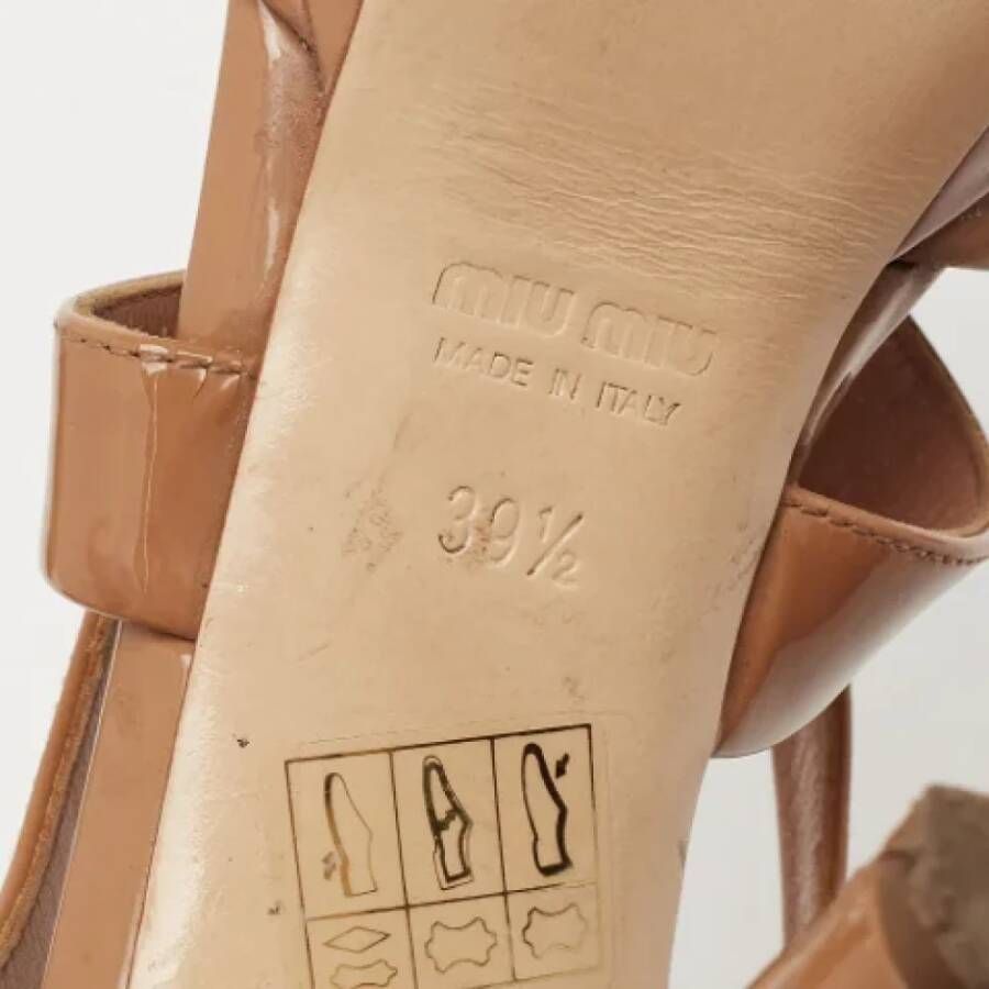 Miu Pre-owned Leather sandals Beige Dames