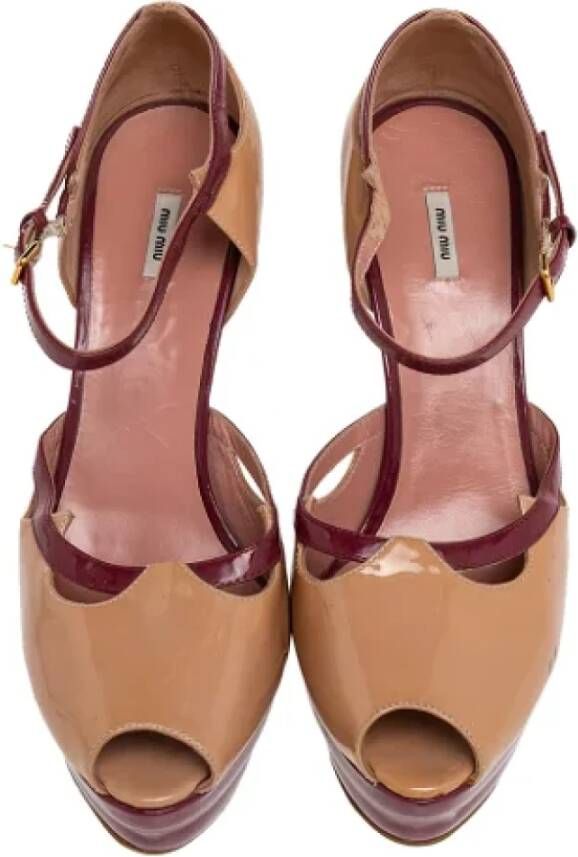 Miu Pre-owned Leather sandals Beige Dames