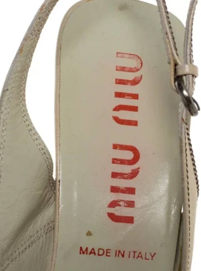 Miu Pre-owned Leather sandals Beige Dames