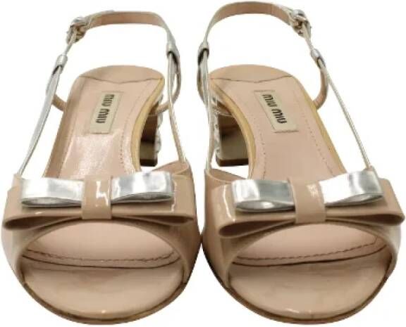 Miu Pre-owned Leather sandals Beige Dames
