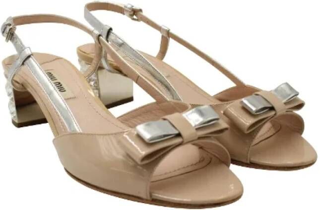 Miu Pre-owned Leather sandals Beige Dames