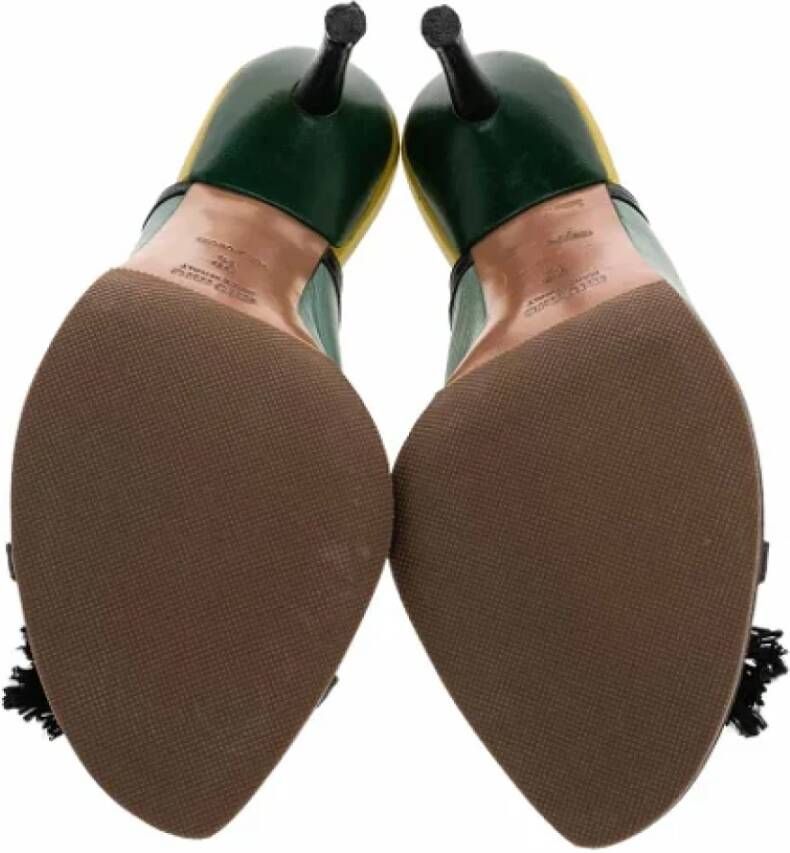 Miu Pre-owned Leather sandals Green Dames