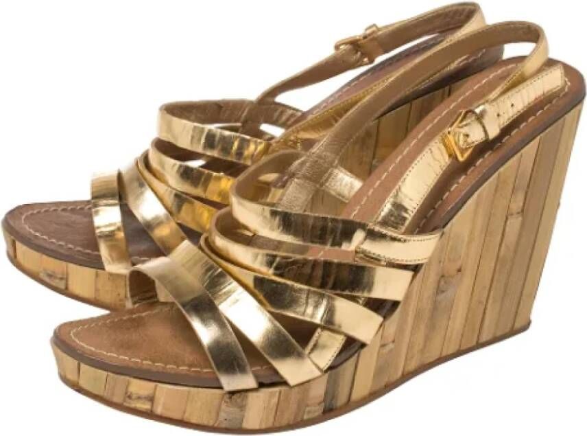Miu Pre-owned Leather sandals Yellow Dames