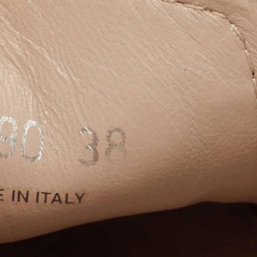 Miu Pre-owned Leather sneakers Beige Dames