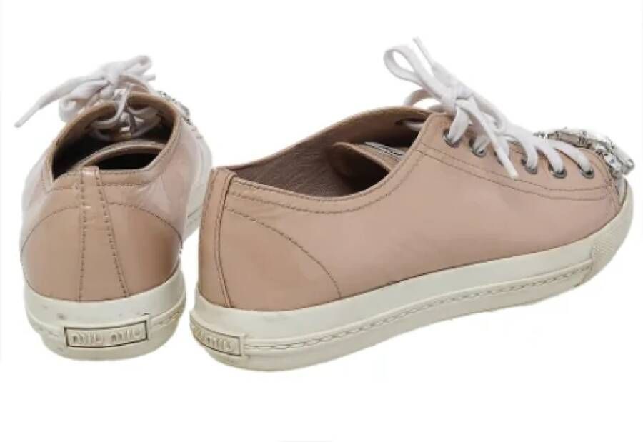 Miu Pre-owned Leather sneakers Beige Dames