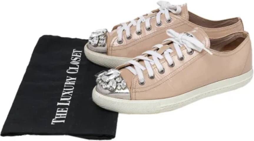 Miu Pre-owned Leather sneakers Beige Dames