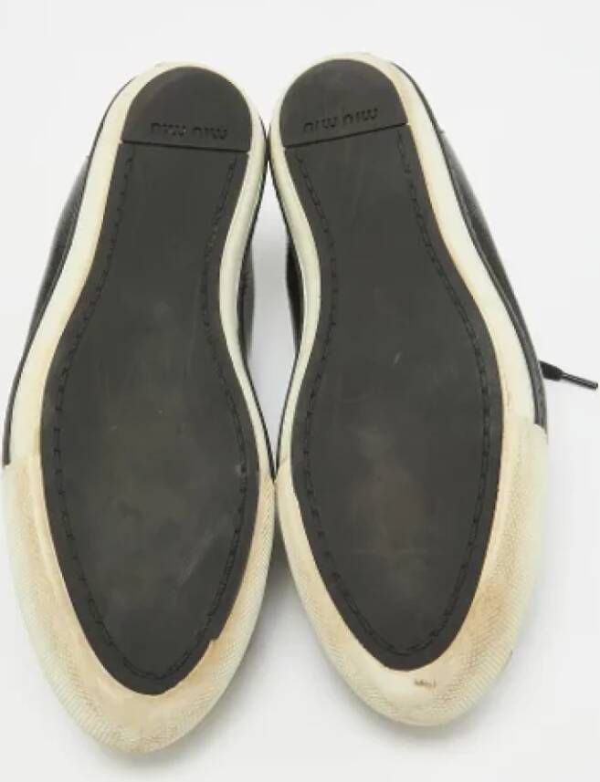 Miu Pre-owned Leather sneakers Black Dames