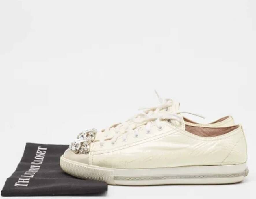 Miu Pre-owned Leather sneakers White Dames