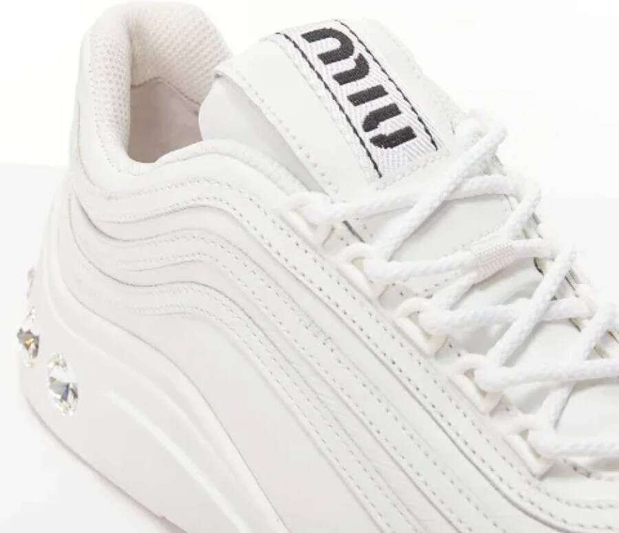 Miu Pre-owned Leather sneakers White Dames