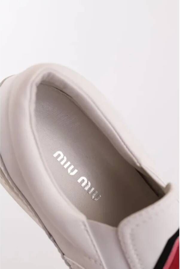 Miu Pre-owned Leather sneakers White Dames
