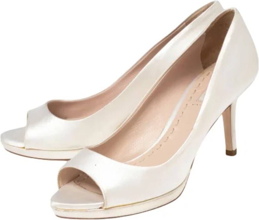 Miu Pre-owned Satin heels White Dames