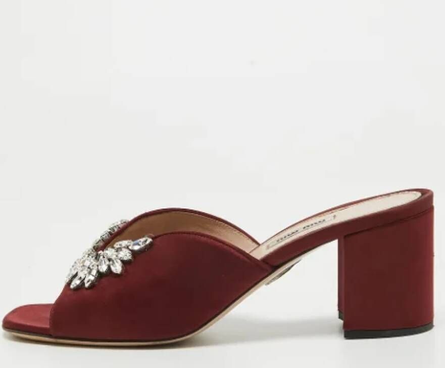 Miu Pre-owned Satin sandals Red Dames