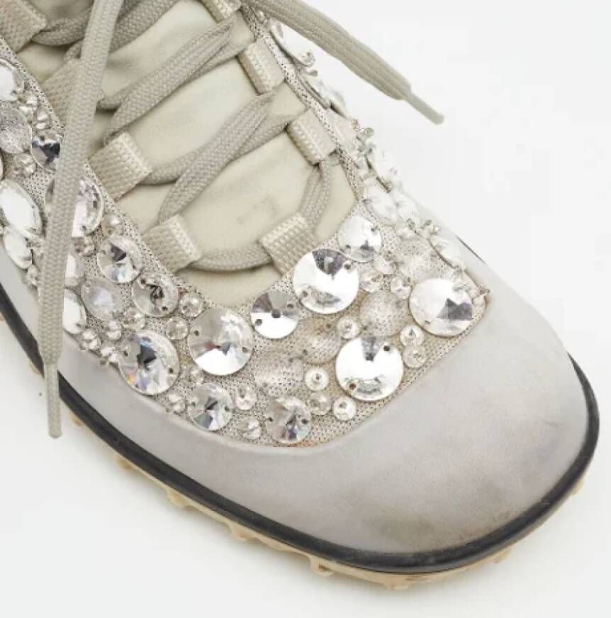 Miu Pre-owned Satin sneakers Gray Dames