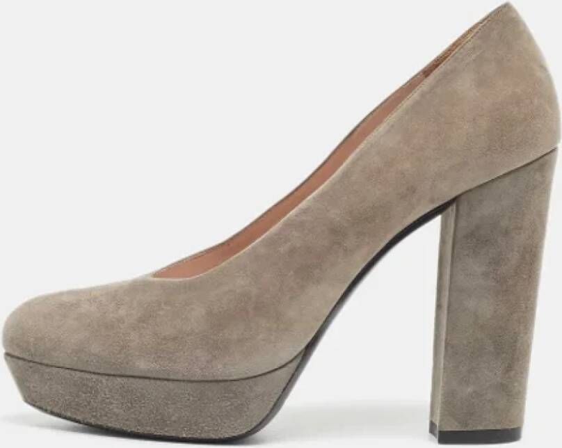 Miu Pre-owned Suede heels Gray Dames