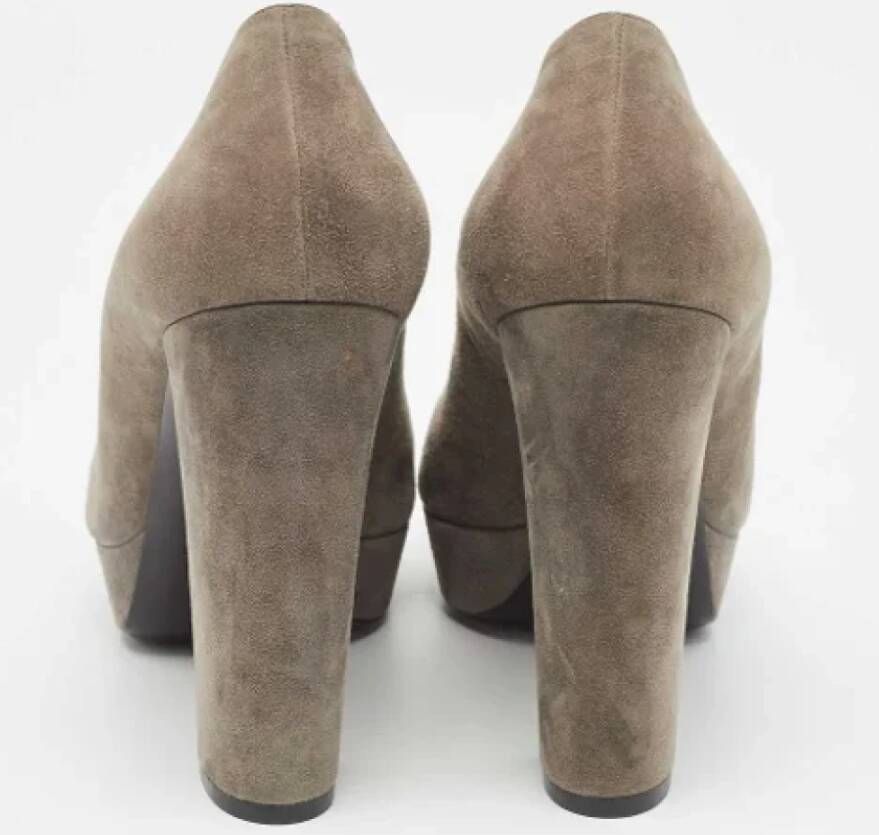 Miu Pre-owned Suede heels Gray Dames