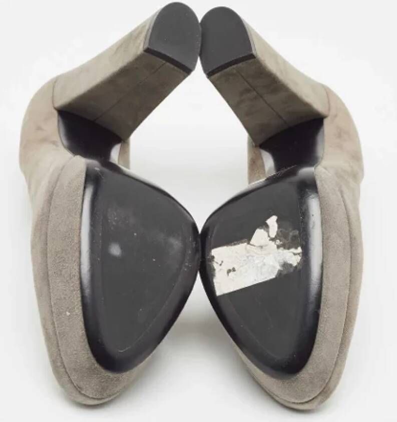 Miu Pre-owned Suede heels Gray Dames