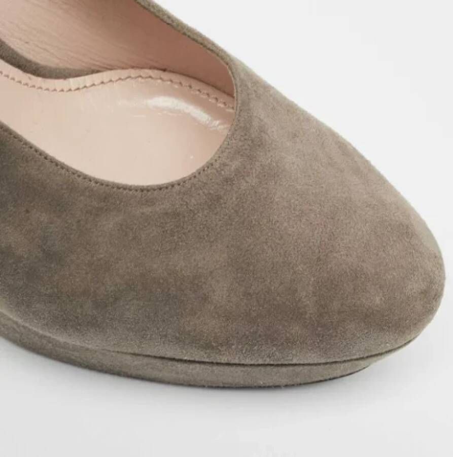 Miu Pre-owned Suede heels Gray Dames